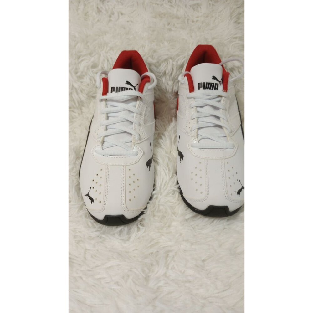 Puma Mens White Athletic Shoes With Red & Black Accents sz 7